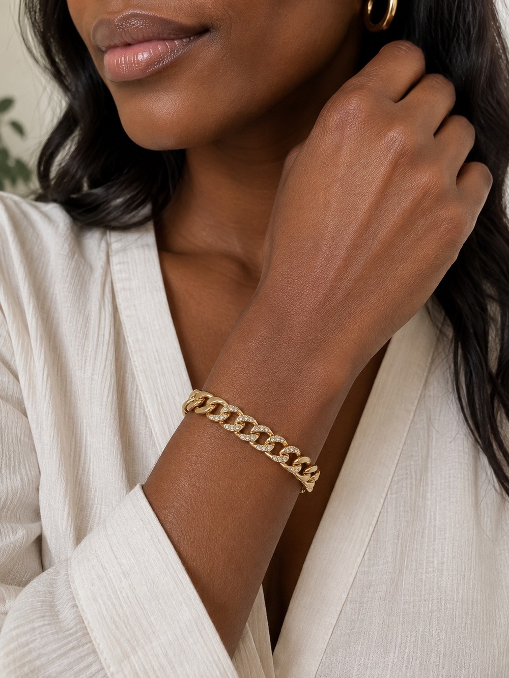 Gold Tone Rhinestone Encrused Curb Link Bracelet with Pavé Accents
